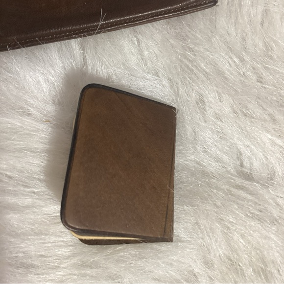 Super Rare Vintage Coach Unisex Wallet w/ Original Care Booklet Buffalo Leather - Picture 4 of 10